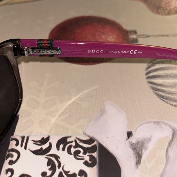 Authentic Gucci sunglasses - Picture 5 of 7